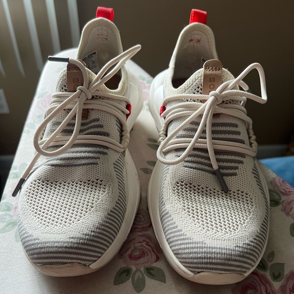 SOREL Explorer Defy Low Sneaker 7.5 - Picture 4 of 10